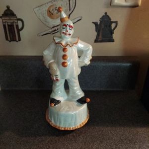 Aldon Lusterware Fine Porcelain Musical Clown Rare! EUC Vintage LIKE NEW DISPLAY